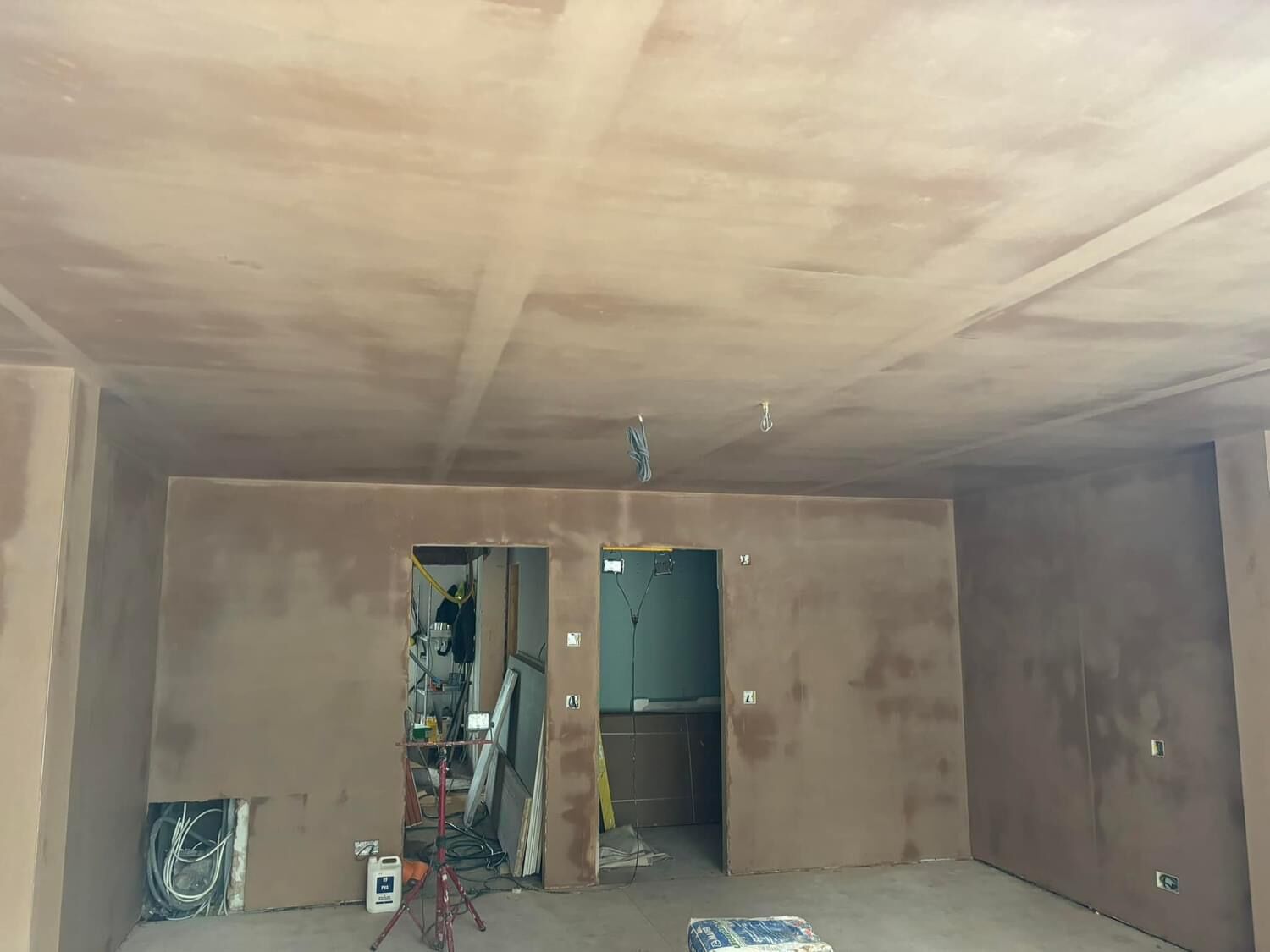 Complete Interior Plaster Skimming in Wembley